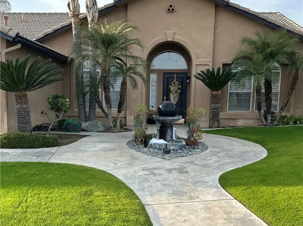 5305 Headlands Dr, Bakersfield, CA 93312