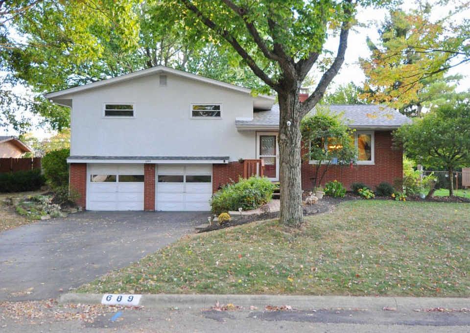 1st image of 689 Latham Ct