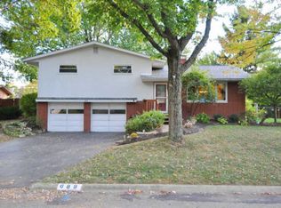 689 Latham Ct, Columbus, OH 43214