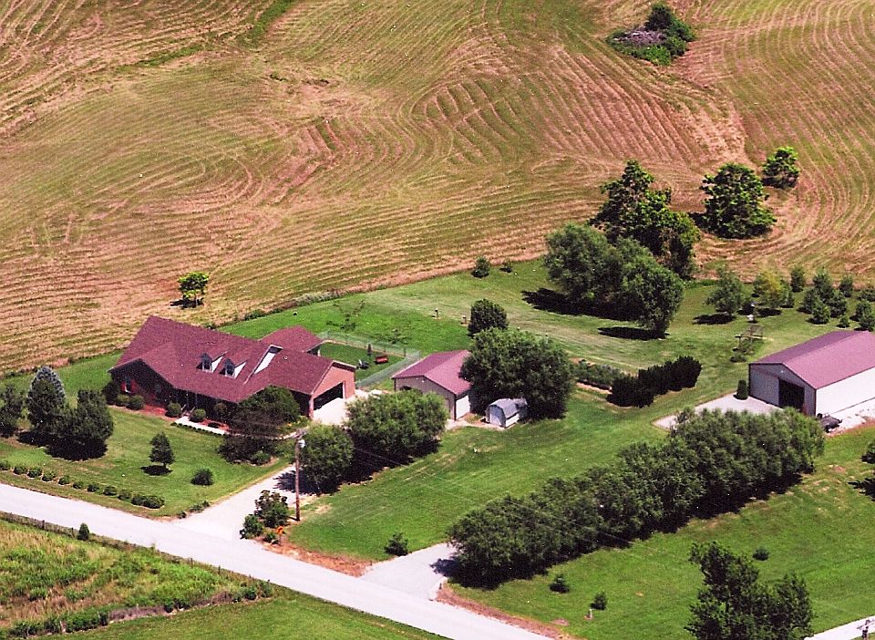 1st image of 236 Locust Grove Road East