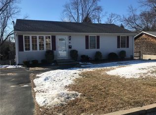 75 Metropolitan Ave, Cranston, RI 02920