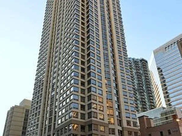 440 N Wabash Ave, Chicago, IL