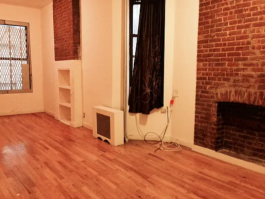 Rented by New York Property Network | media 6