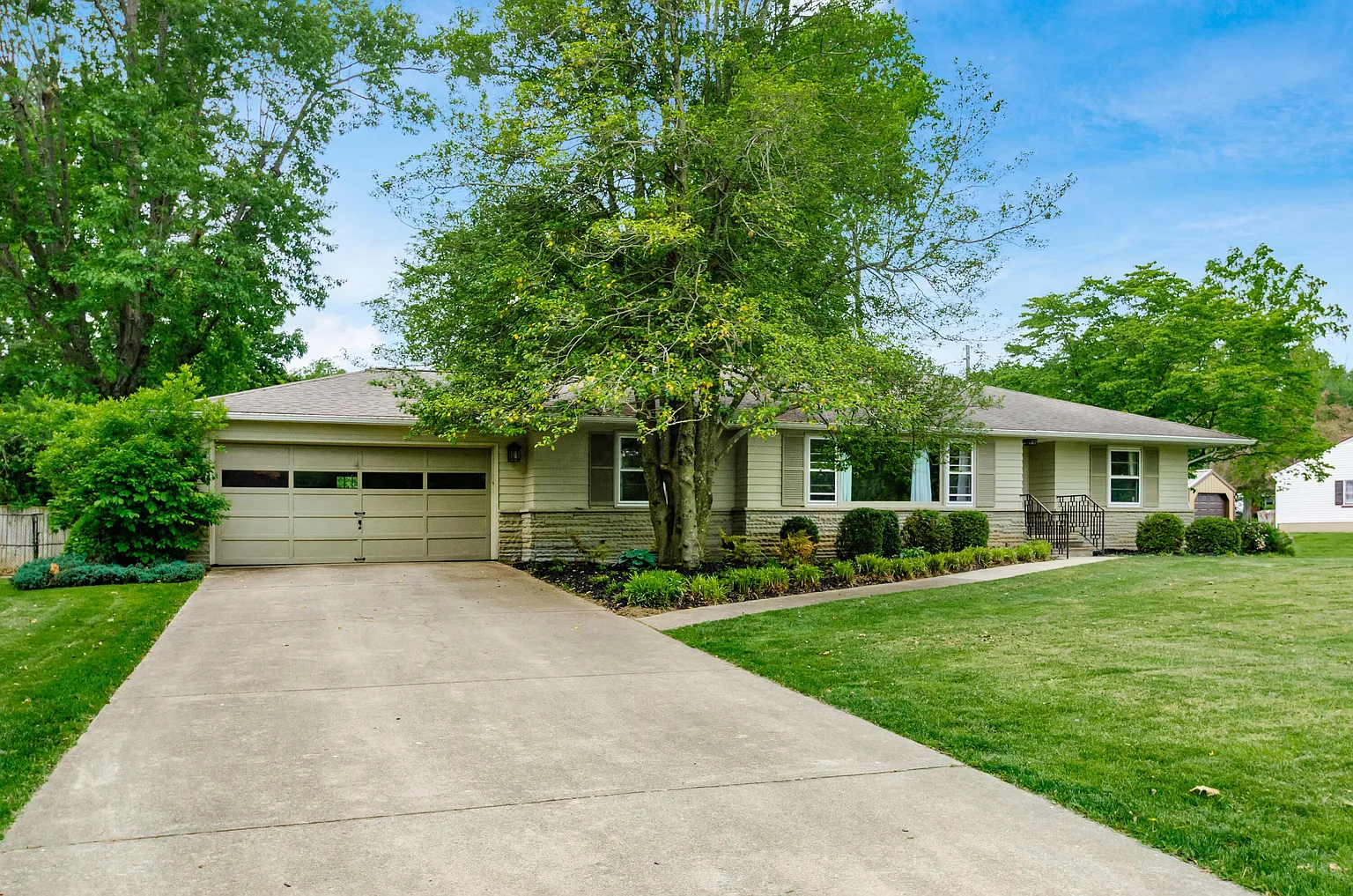 50 Limestone Blvd photo 1