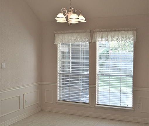 5th image of 108 Sugar Cane Cir
