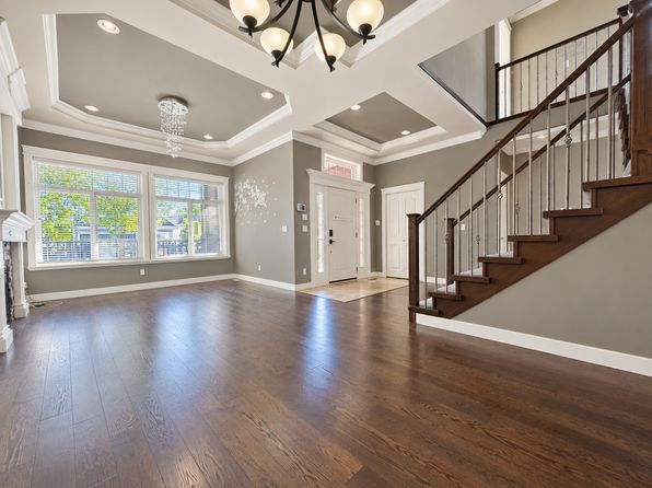 5 bedroom rental in Surrey — photo 13