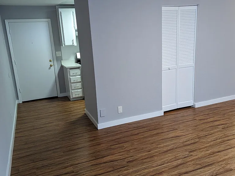 7014 Lanewood Ave #5 — Photo 4