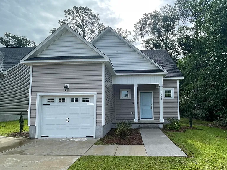 1000 Onsville Dr — Photo 1