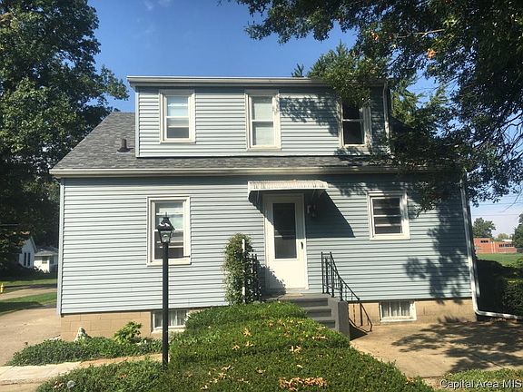 3rd image of 755 Locust St