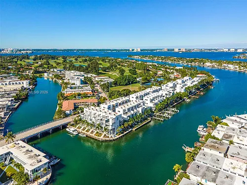 41 N Shore Dr Photo 1
