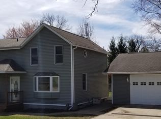 308 S Clinton St, Arlington, IL 61312
