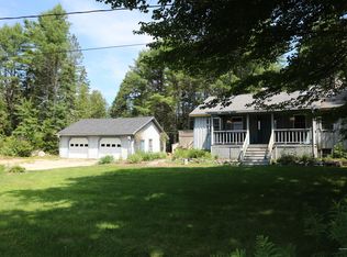 31 Donnell Pond Rd, Franklin, ME 04634
