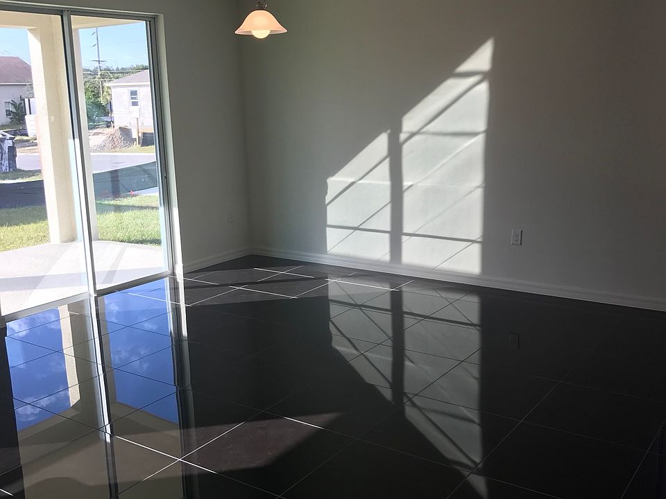 1st image of 11501 Southern Creek Dr