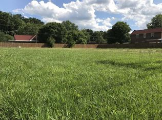 3213 Memorial Blvd, Kingsport, TN 37664