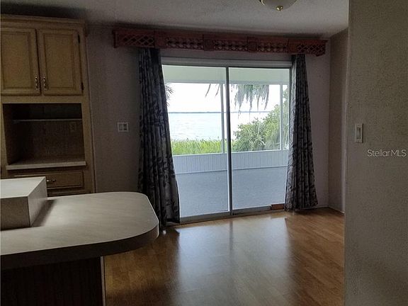 5th image of 105 Lake Shore Cir
