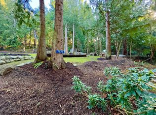 7676 Holiday Blvd, Anacortes, WA 98221