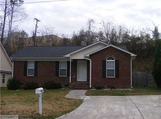 509 Rosewood Dr, Lexington, NC 27292