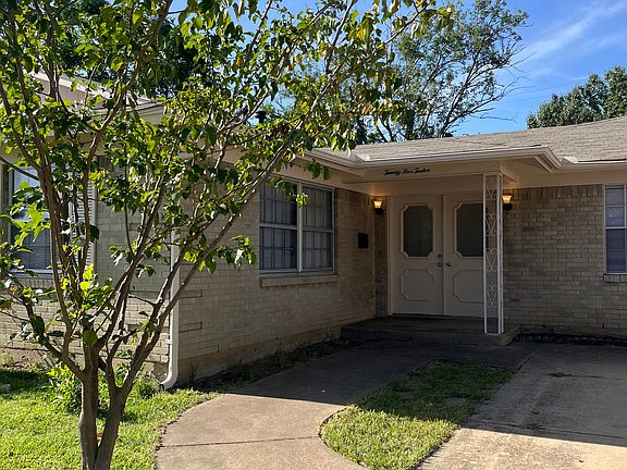 2nd image of 2512 Lasalle Dr