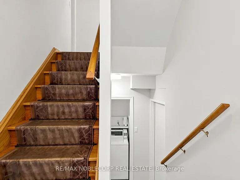 67 Florence Cres #1 — Photo 14