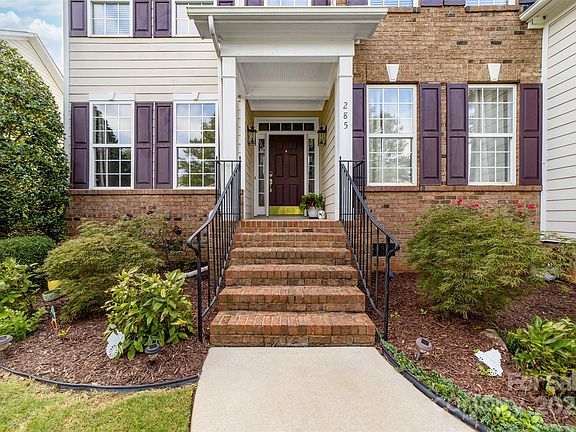 5th image of 285 Montibello Dr