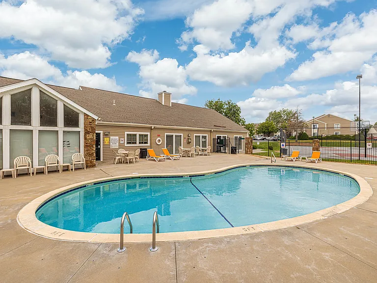 Rosehill Pointe — Photo 31