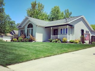 2123 S 13th St, Manitowoc, WI 54220