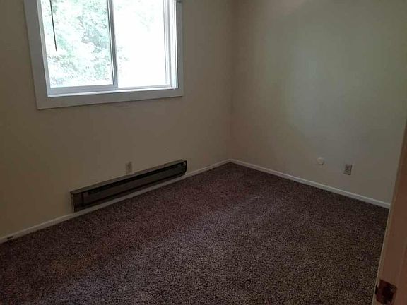 5th image of 3003 Chambers St APT 11