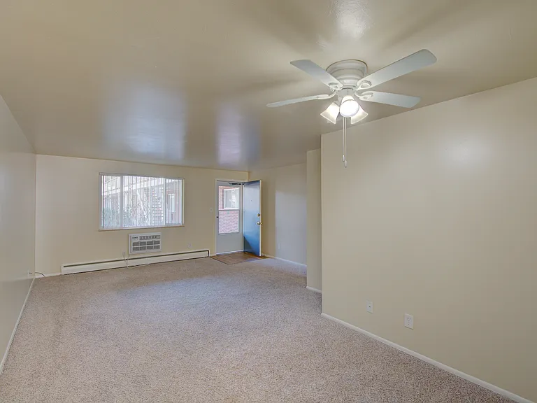 Lampliter Apartments — Photo 23