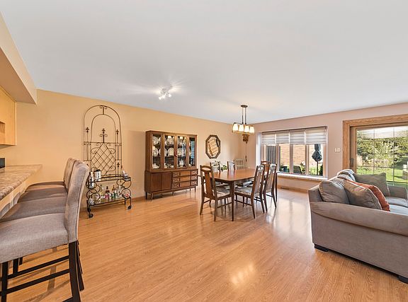 4th image of 13961 Berkhansted Ct