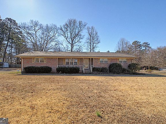 2nd image of 4 Mark St NE