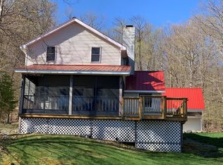 32 Bennett Ln, Newcomb, NY 12852