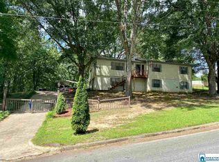 7365 Thomas Hall Dr, Trussville, AL 35173