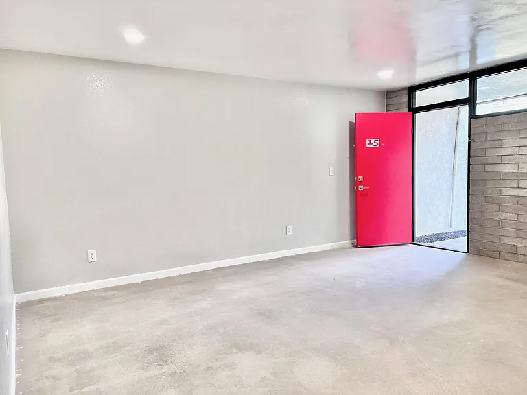 445 W Osborn Rd #15 — Photo 15