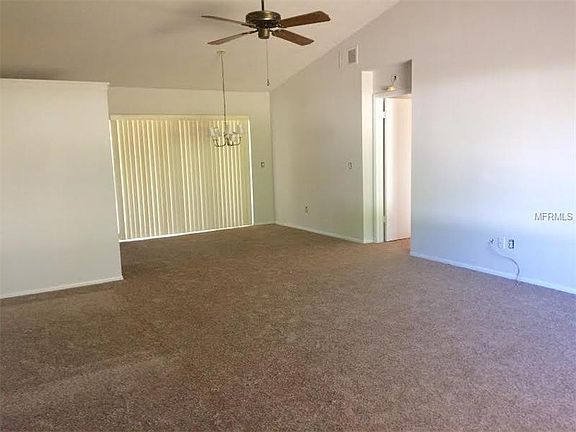 5th image of 848 Kentucky Woods Ln E