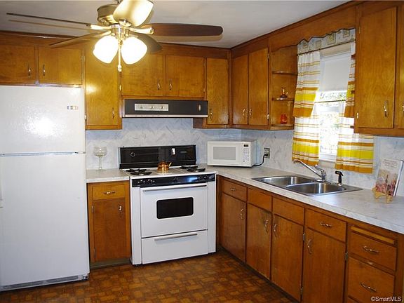 5th image of 133 Buena Vista Ave