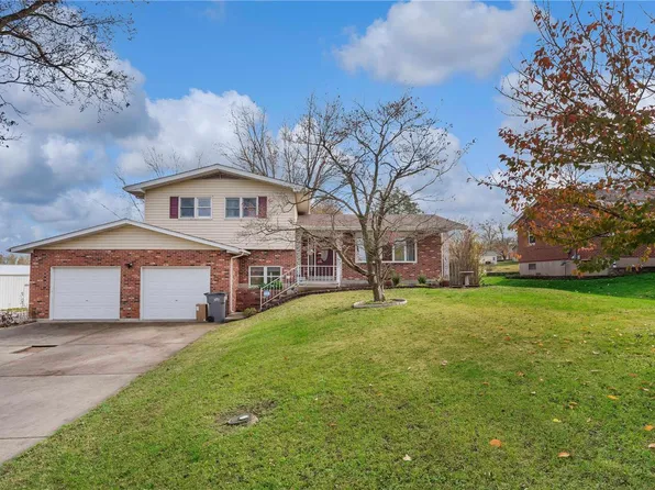 212 Riverview Dr, Sainte Genevieve, MO 63670