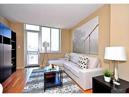 Sold by Century Homes Realty Group LLC | media 21