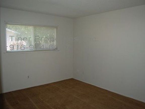 5th image of 5026 Sunshine Ln