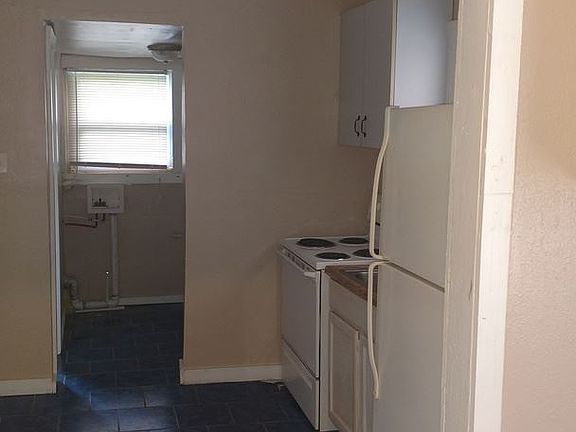 5th image of 2905 N Chester Ave