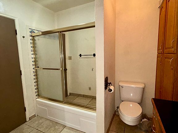 3rd image of 2300 E 6th St