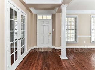 2875 Star Opal Dr, Fairfax, VA 22031