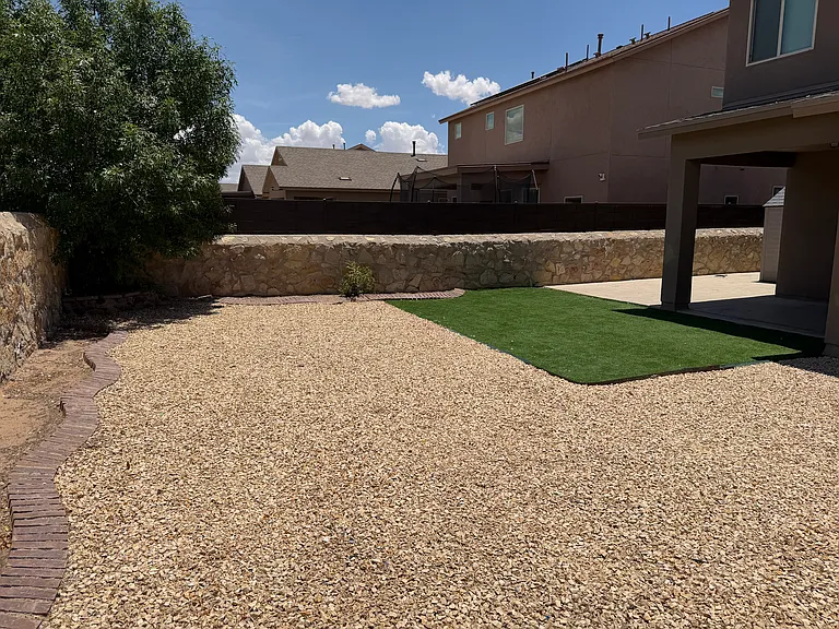 14429 Fernando Zubia Ave — Photo 19
