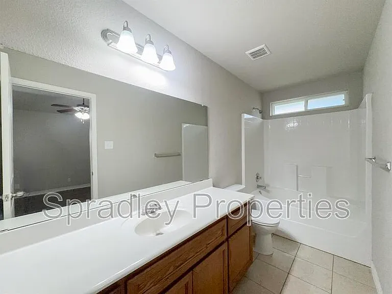 413 Bashaw Loop — Photo 16