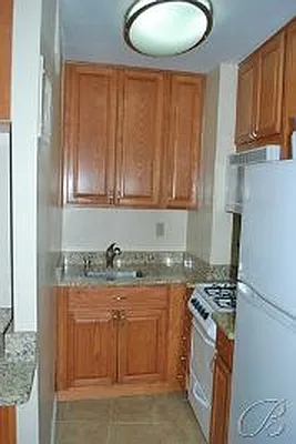 Rented by Bellmarc Realty | media 10