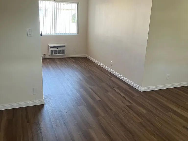 Carousel Apartments: Modern Living in the Heart of the Arcadia — Photo 4
