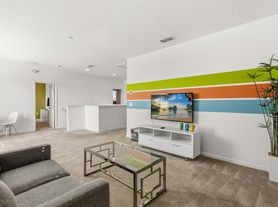 230 Ballo Dr, Kissimmee, FL