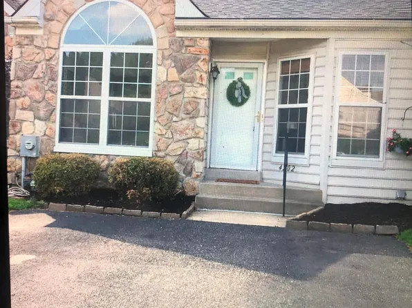 4202 Chatham Cir, Upper Chichester, PA 19014
