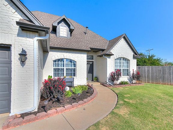 4th image of 10324 Ashford Dr
