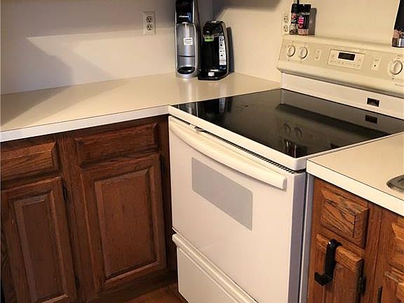 4th image of 101 Buckingham Ct #101