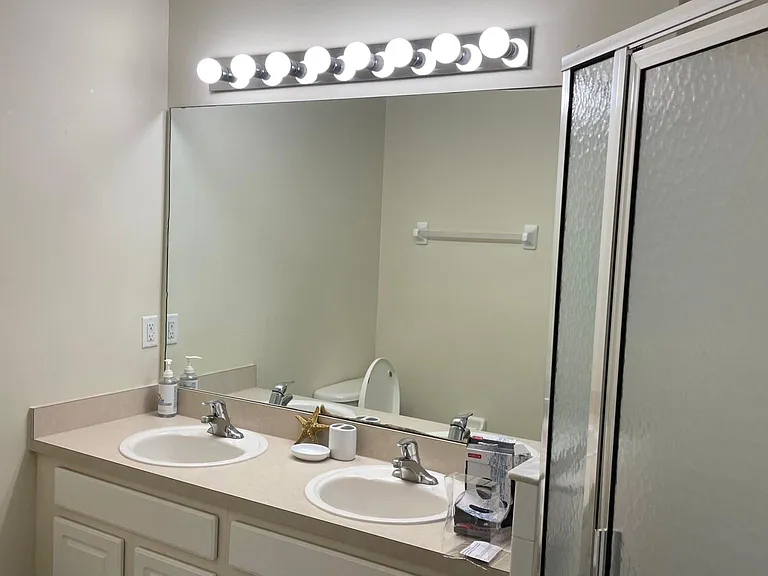 10105 Spyglass Hill Ln — Photo 16